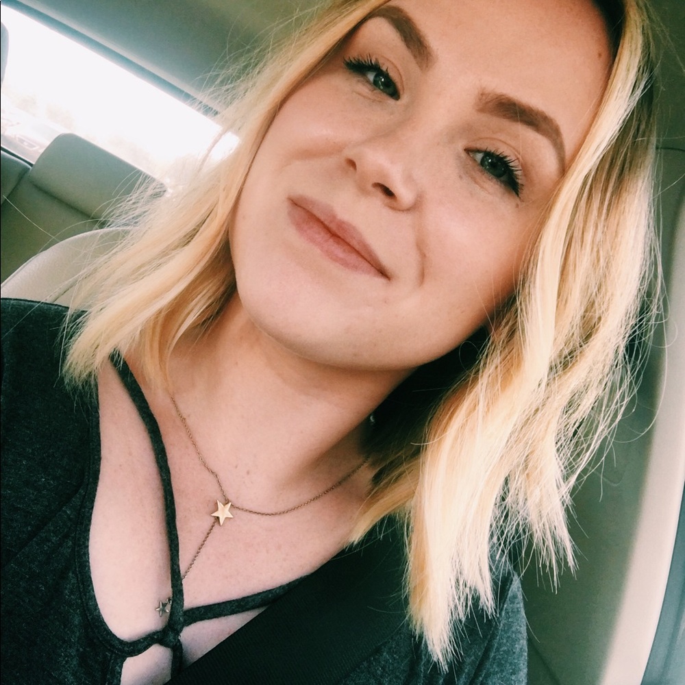 Meet your Posher, Briana